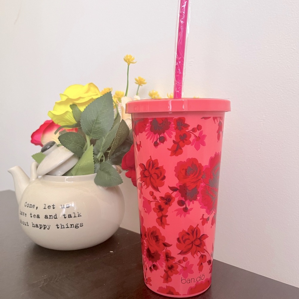 NWT Ban.do Sip Sip 20 oz Tumbler w/ Straw, Floral Design